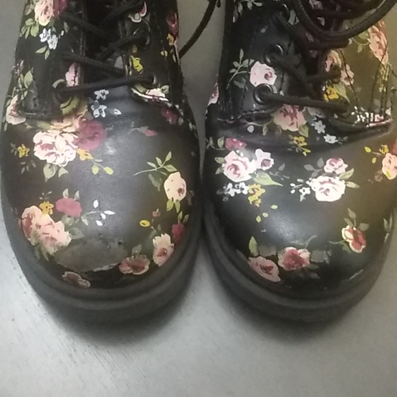 Cherokee Lace Up Boots - Picture 6 of 6